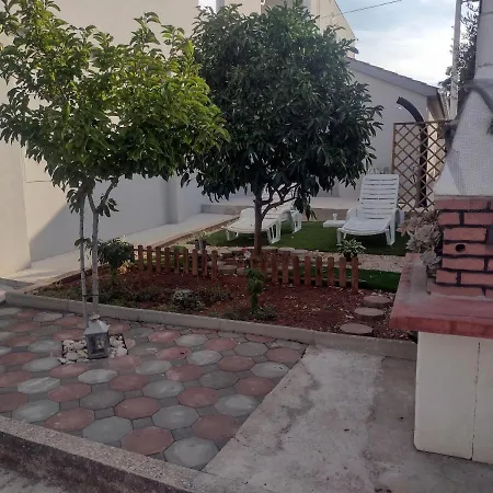 Апартаменты House Franica