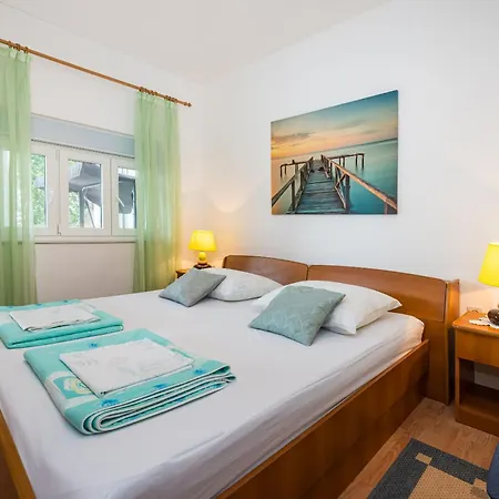 Апартаменты House Franica
